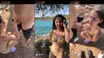 Üniversiteli grup ormanda kamp yaparken sikişe tutuşuyor